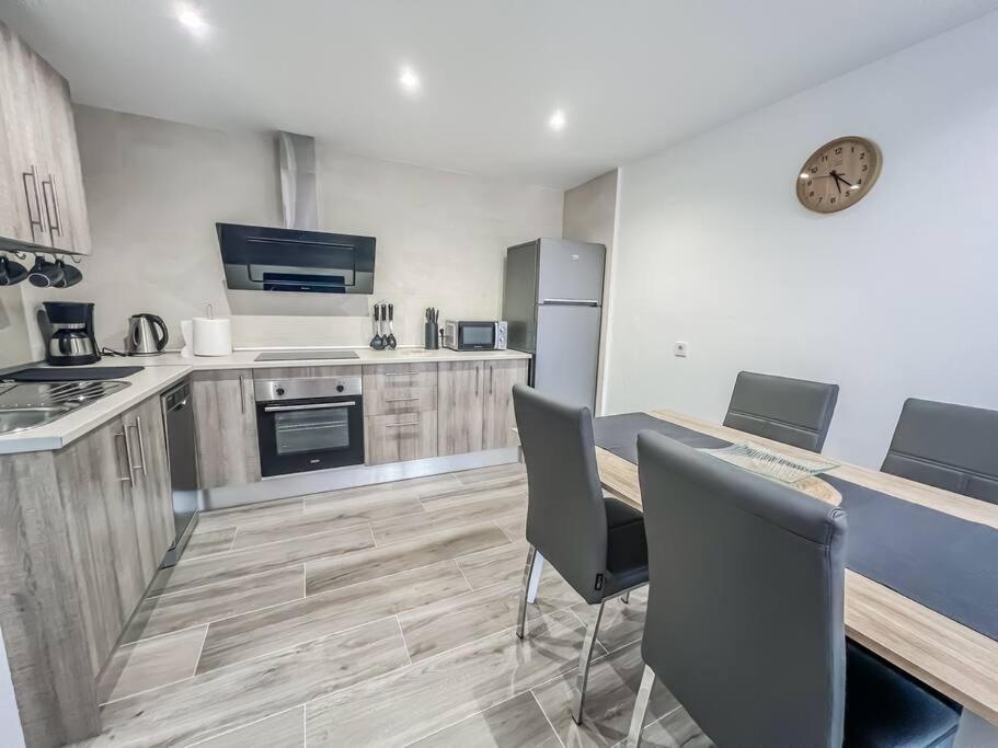 Modern 2 Bed Apartment With Pool In Frigiliana Extérieur photo