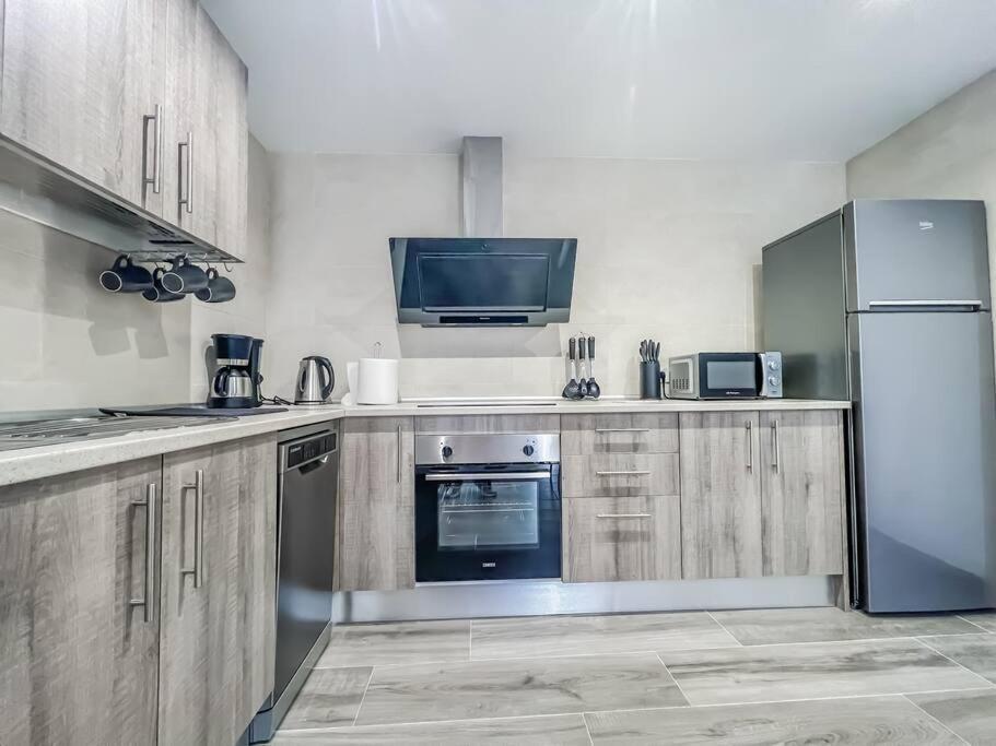 Modern 2 Bed Apartment With Pool In Frigiliana Extérieur photo