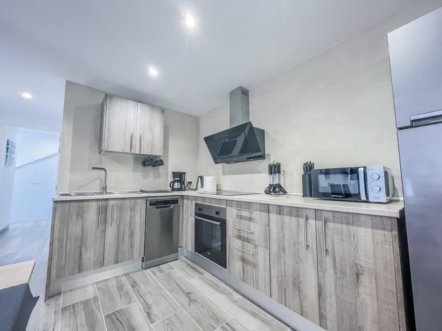Modern 2 Bed Apartment With Pool In Frigiliana Extérieur photo