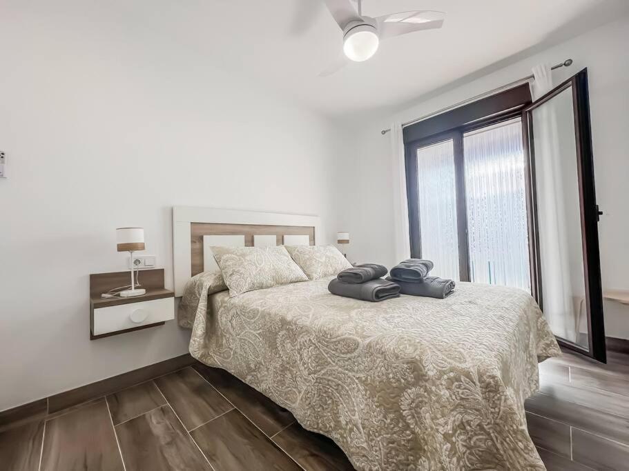 Modern 2 Bed Apartment With Pool In Frigiliana Extérieur photo